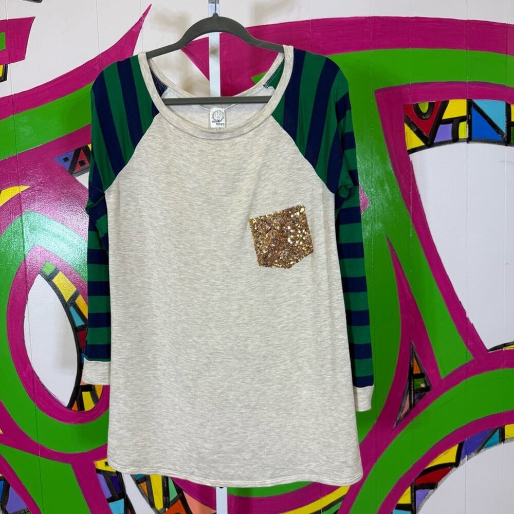 Sun n Moon, Green and Blue Long Sleeve Tee Glitzy Pocket. Size similar to a Med